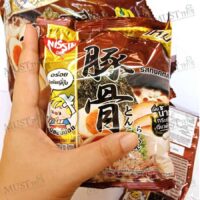 Nissin Instant Noodle Tonkotsu Ramen Flavour 60g Pack of 5
