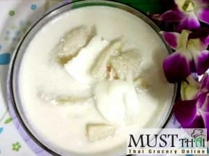 Banana in coconut milk and meat