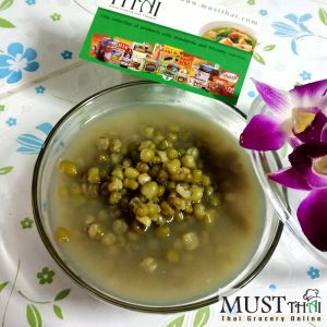Mung beans with pandan leaves syrup
