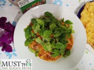 Spicy canned sardine salad