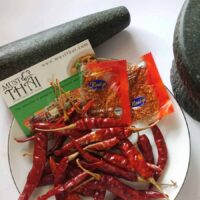 Raitip Ground Chili 1.3g pack of 100 sachets